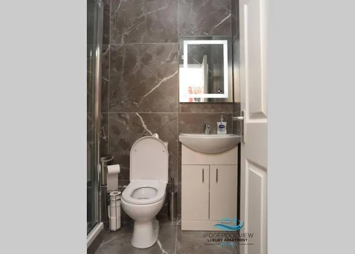 Lägenhet Ballina Apt, Views Of Ridgepool, Central Location