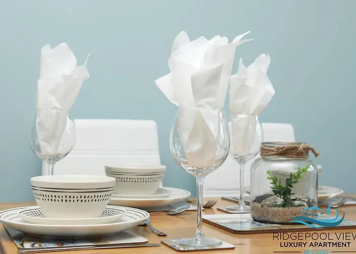 Ballina Apt, Views Of Ridgepool, Central Location Lägenhet *